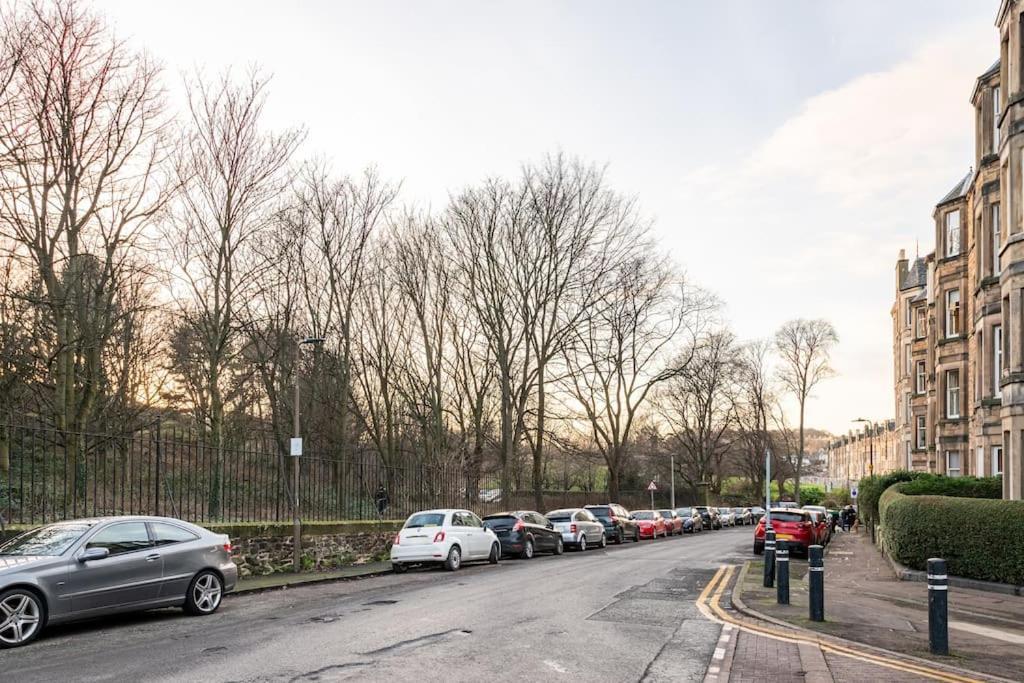 Holyrood Park: Lush & Arty 2 Double Bed Flat Apartment Edinburgh Exterior photo