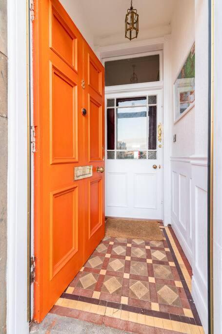 Holyrood Park: Lush & Arty 2 Double Bed Flat Apartment Edinburgh Exterior photo