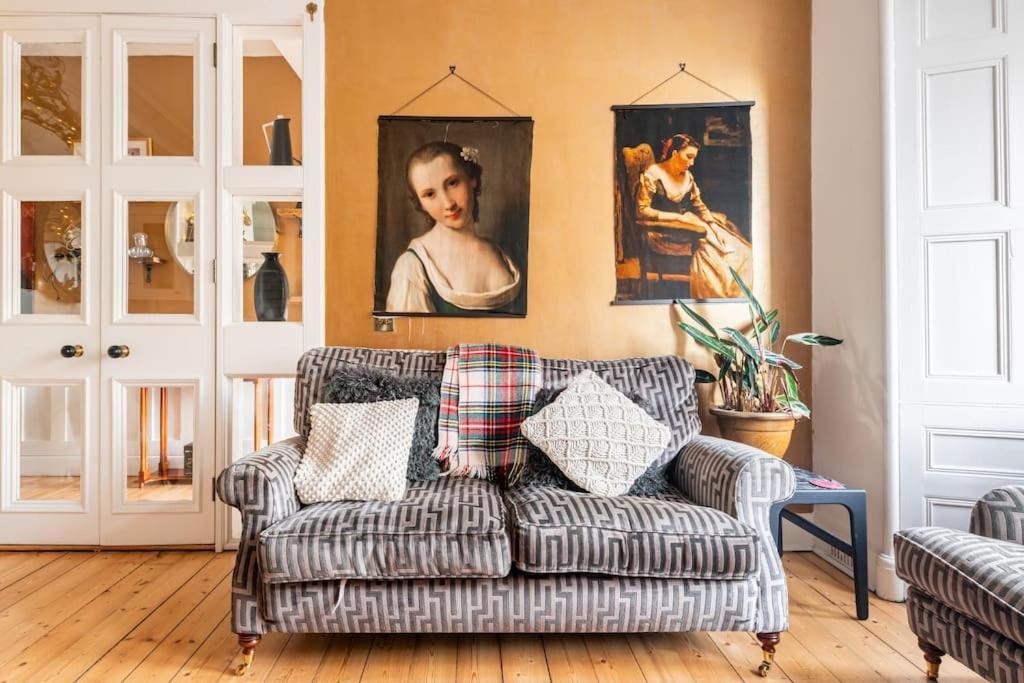 Holyrood Park: Lush & Arty 2 Double Bed Flat Apartment Edinburgh Exterior photo