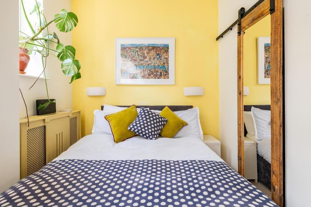 Holyrood Park: Lush & Arty 2 Double Bed Flat Apartment Edinburgh Exterior photo